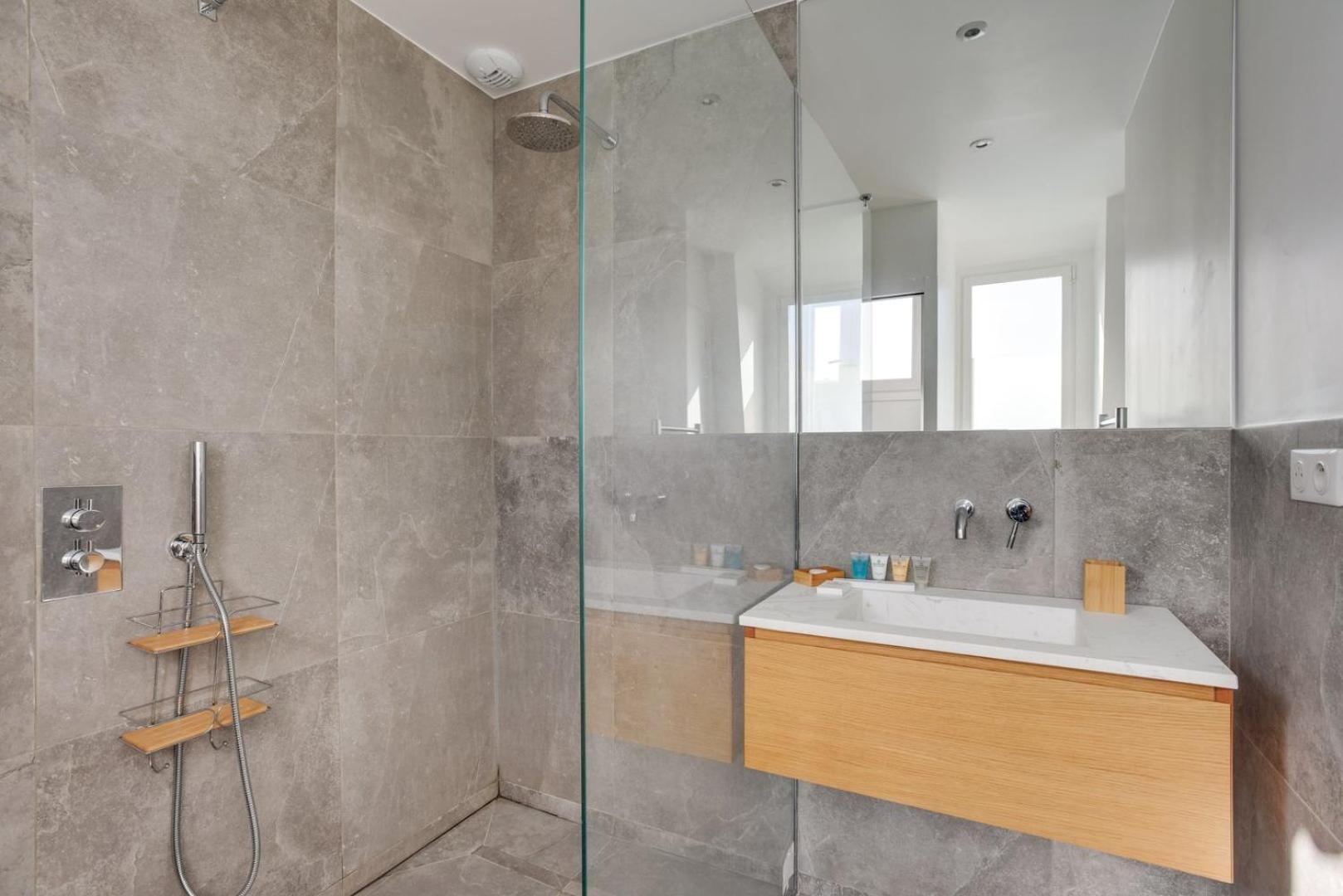 157 Suite Sacha - Superbe Duplex A Paris Dış mekan fotoğraf